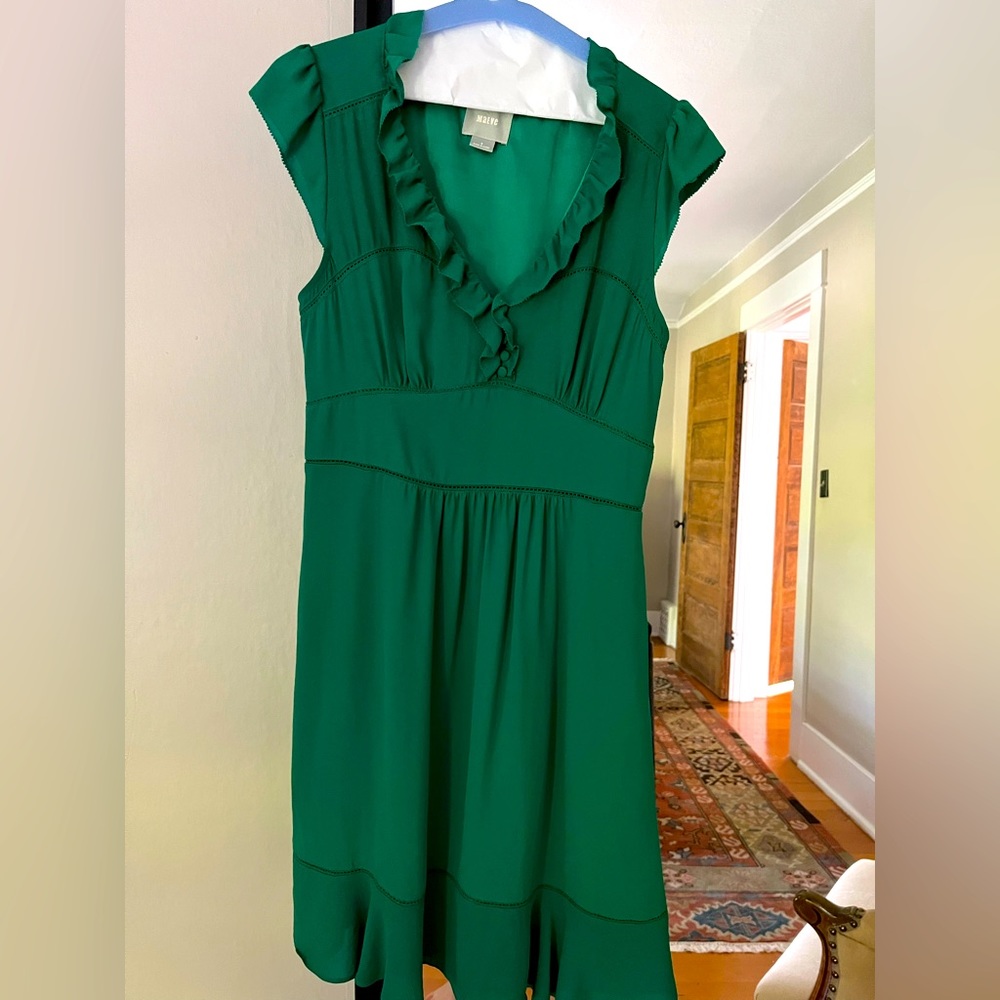 Emerald green Maeve dress from Anthropologie size 6. Great condition